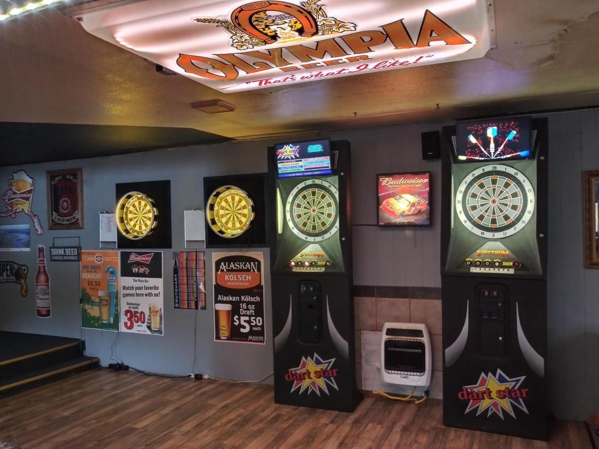 The Place Motel Bar Кенай Екстериор снимка